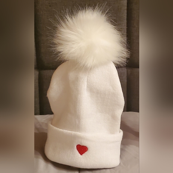 Snap N Go Poms Accessories - 1 White Adult hat w/ 1 White detachable pom. Called PURE OF HEART. I make others